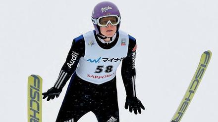 Effektiv in der Luft. Andreas Wellinger hat ein neues Leistungsniveau erreicht. Nun ist er ein Mitfavorit in Lahti.