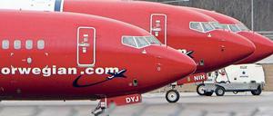 Herausforderer. Maschinen der Fluggesellschaft Norwegian Air. 