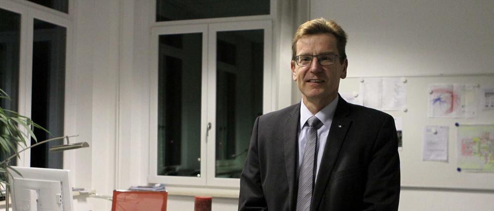 BER-Chef Dr. Karsten Mühlenfeld in seinem Büro.