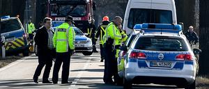 Sperrung der B87 bei Oegeln: Hier wurden die zwei Polizisten überfahren und getötet.