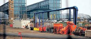 Wenn’s doch nur Regen wär’. Die neue Linie soll einmal gen Süden bis zum Anhalter Bahnhof führen.