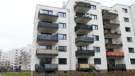 Ein Gebäude der Degewo in der Waldsassener Straße in Marienfelde.