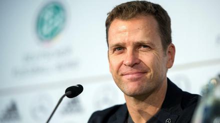 Gewinnbringend lächeln. Oliver Bierhoff versteht es, die Nationalelf zu vermarkten.