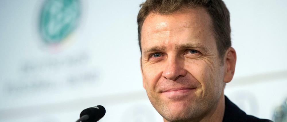 Gewinnbringend lächeln. Oliver Bierhoff versteht es, die Nationalelf zu vermarkten.