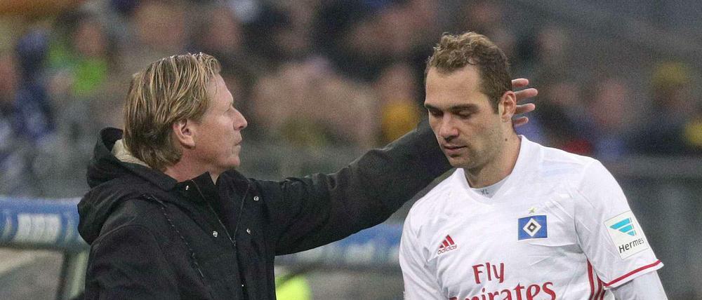 Einst bewahrte Pierre-Michel Lasogga den Hamburger SV mit seinen Toren vor dem Abstieg, jetzt kommt er kaum noch zum Einsatz.