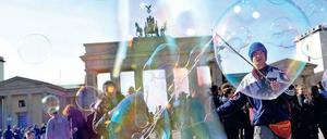Janz Berlin ist eine Blase! Heute kann sich die Stadt über 16 Grad und Sonnenschein freuen. 