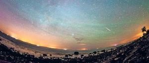 Den Alltag und die Sorgen dieser Welt hinter sich lassen: Das geht manchmal auch in der Heimatgalaxie. Von Fehmarn hat man eine tolle Sicht auf die Sterne.
