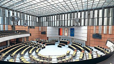 Der Antrag, der erwartungsgemäß keine Mehrheit hatte, wurde in die Ausschüsse vertagt.