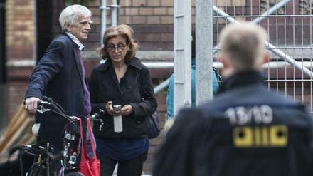 Bayram und Ströbele vermittelten, als Flüchtlinge eine Schule in Kreuzberg besetzten.
