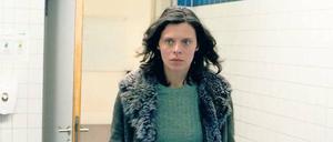 Große Augen, die Mimik alert, aber nie panisch. Volksbühnen-Darstellerin Margarita Breitkreiz als Marija, Titelheldin von Michael Kochs Spielfilmdebüt.