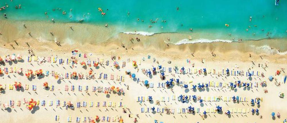 Liege frei: Noch immer gehören die türkischen Strände zu den beliebtesten Zielen deutscher Urlauber. Allerdings ging ihre Zahl vergangenes Jahr um 1,7 Millionen zurück.