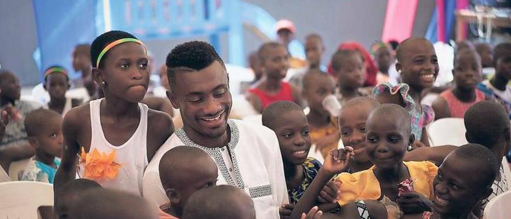 Mehr als ein Fußballer. Salomon Kalou gefällt an dem Film „Der geliebte Elefant“, dass er ihn nicht nur auf dem Rasen zeigt, sondern auch im normalen Leben. 