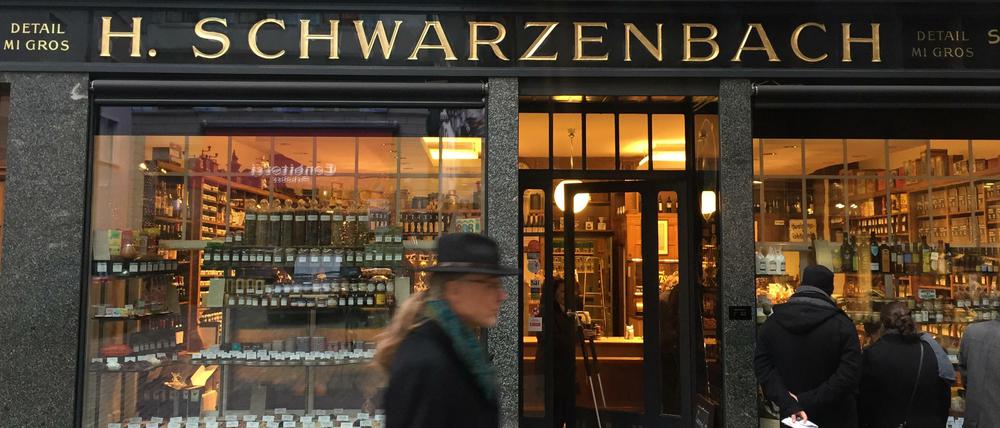 Getrocknete Beeren und Amaretto Kaffee: Im "Kolonialwaren Schwarzenbach" in der Altstadt findet man feine Spezialitäten.