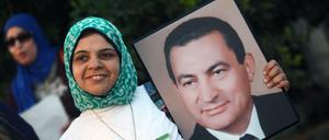 Mubaraks Anhänger bejubeln dessen Freispruch am 2. März.