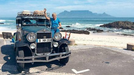 Unzetrennlich. Heidi Hetzer ist mit ihrem Hudson, Baujahr 1930, rund 84 000 Kilometer durch die Welt gefahren. 