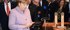 Mit Samthandschuhen wird Angela Merkel in Washington bei ihrem ersten Treffen mit dem US-Präsidenten Donald Trump sicher nicht auftreten.