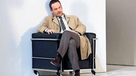Treffer. Jörg Hartmann als Dr. Bernhardi in der Schaubühne. 