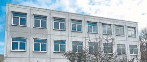 Diese alte Schule wurde umgebaut und wird heute in Betrieb genommen. Durchschnittlich 100 solcher Jugendlichen kommen pro Monat in der Hauptstadt an.