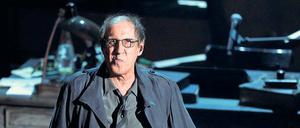 Adriano Celentano bei einer Aufführung 2012. Der Sänger ist derzeit wieder in den Hitparaden vertreten.