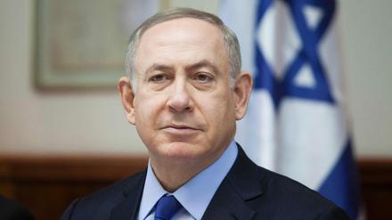 Israels Ministerpräsident Benjamin Netanjahu sprach am Montagabend mit dem Chefunterhändler von US-Präsident Donald Trump über neue Friedensbemühungen und den Siedlungsbau. 