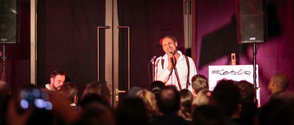 Viel Gefühl, wenig Gäste. Max Mutke beim "Private Soul Food Concert" im Centolire in Berlin.