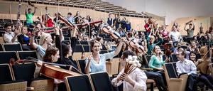 Die Junge Deutsche Philharmonie bei einer Probe.