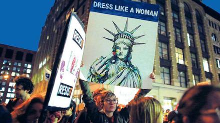 Die Freiheit ist weiblich. Am internationalen Frauentag gingen die Widerständlerinnen gegen die US-Regierung in New York auf die Straße.