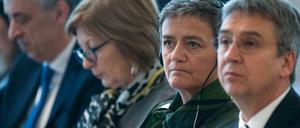 Die Kommissarin für Wettbewerb bei der Europäischen Kommission, Margrethe Vestager, neben Andreas Mundt, Präsident des Bundeskartellamtes, am Donnerstag bei der Konferenz. 