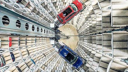 Abgrund Volkswagen. Der Autobauer verliert in Europa Marktanteile. 