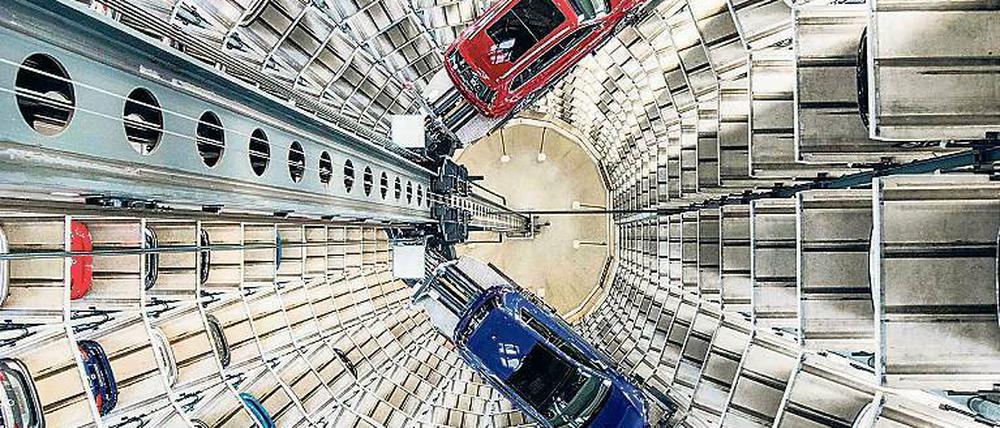 Abgrund Volkswagen. Der Autobauer verliert in Europa Marktanteile.