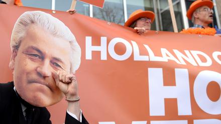 Die Demonstrationen gegen den Rechtspopulisten Geert Wilders gingen auch nach der Wahl in den Niederlanden weiter.