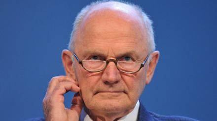 Ferdinand Piech verhandelt laut "Spiegel" über den Verkauf seiner VW-Akten.
