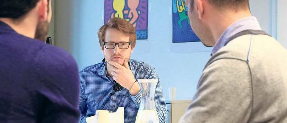 Jonas Hartmann weiß: Nur auswendig gelernte Fluchtgeschichten sind vollständig bis ins Detail. 