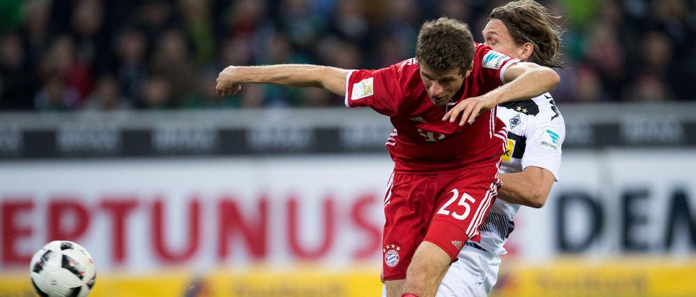 Reingemüllert. Thomas Müller setzt sich gegen Jannik Vestergaard durch und erzielt das einzige Tor des Tages.