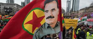 Am Samstag hatten in Frankfurt Tausende zum kurdischen Frühjahrsfest Newroz gegen die Türkei demonstriert. 