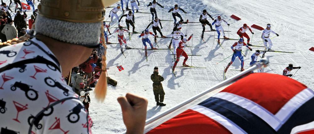 Norwegen hat Dänemark auf Platz zwei in der Weltglücksskala verdrängt.