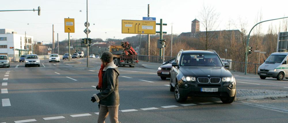 50.000 Autos fahren täglich über die Lange Brücke in Potsdam. 