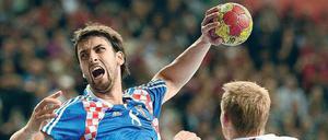 Fliegender Kroate. Der 147-fache Nationalspieler Marko Kopljar ist die jüngste Verpflichtung der Füchse Berlin für die neue Saison. Aktuell beschäftigt der Handball-Bundesligist bereits fünf Spieler aus dem ehemaligen Jugoslawien, auf die es auch am Mittwoch im Heimspiel gegen Wetzlar ankommen wird. 