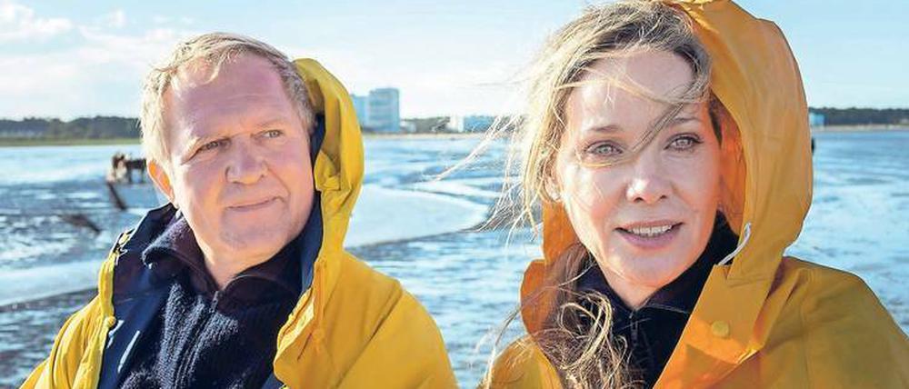 Ann-Kathrin Kramer und Harald Krassnitzer, die auch im richtigen Leben ein Paar sind, geben im ersten Teil „Eltern allein zu Haus“ die Schröders.