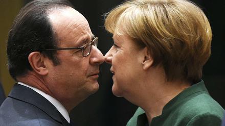 Kanzlerin Merkel und Frankreichs Präsident Hollande beim Treffen der 27 EU-Staaten Anfang März in Brüssel.