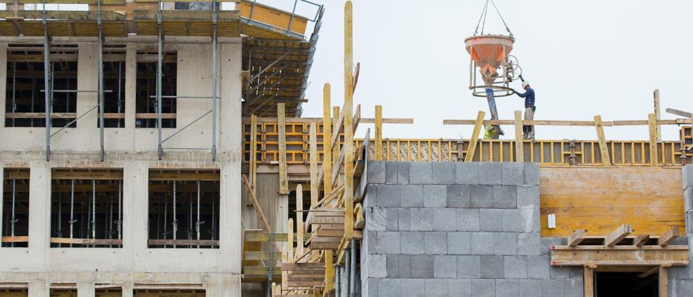 Gebaut werden zwar viele Wohnungen, die Preise eilen aber den Einkommen weit voraus.