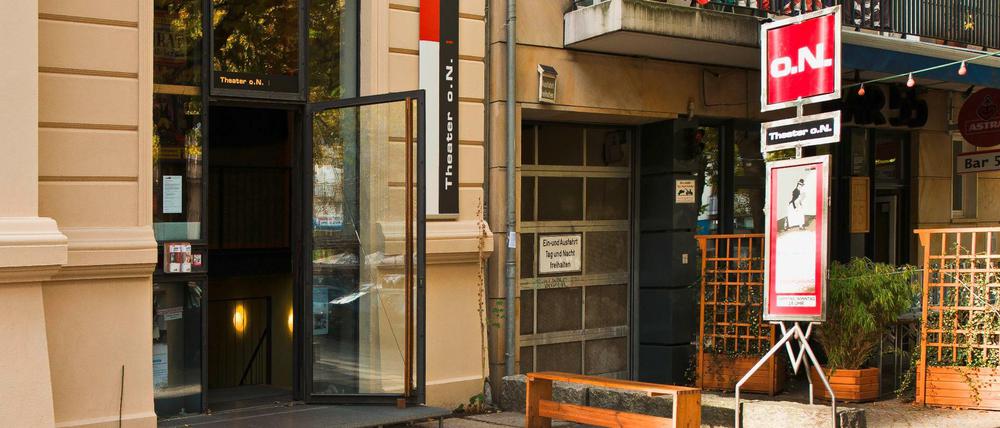 Seit 1996 bespielt das Ensemble des Theaters o. N. eine kleine Bühne in der Kollwitzstraße.
