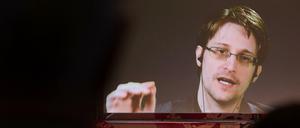 Der Whistleblower Edward Snowden spricht bei der IT-Messe Cebit in Hannover per Live-Schaltung.