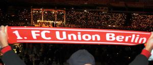 Bei ausverkauften Spielen im Stadtion, bricht jetzt schon der Autoverkehr zusammen.