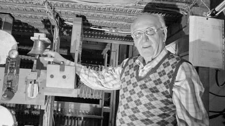 Hans Eichberg (1930 - 2017)