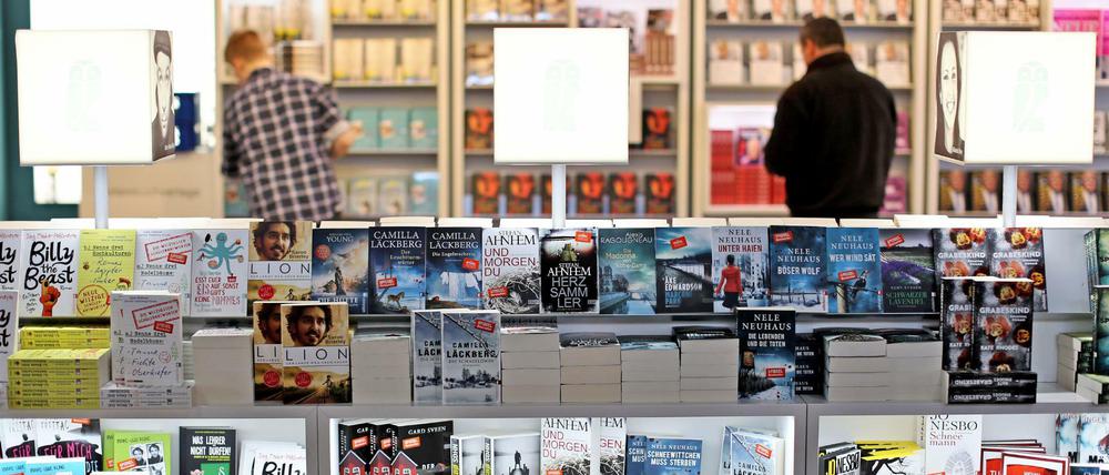 Jetzt werden wieder neue Seiten aufgeschlagen. Die Buchmesse in Leipzig bietet Fragen und Antworten zur Zeit.