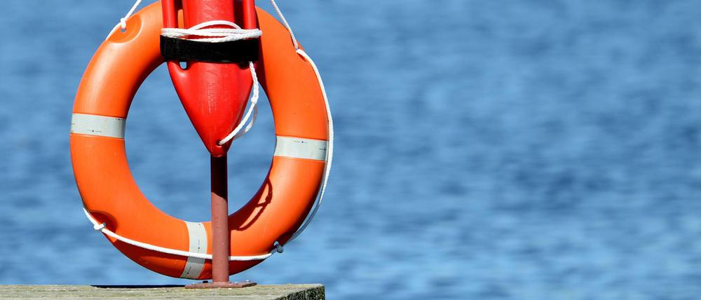Laut DLRG verunglückten in Brandenburg 17 Männer und 5 Frauen.