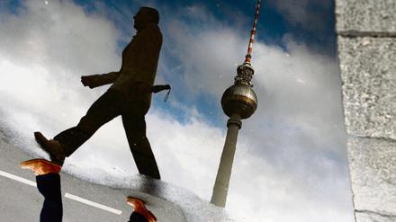 Geht doch! Spaziergänger in Berlin.