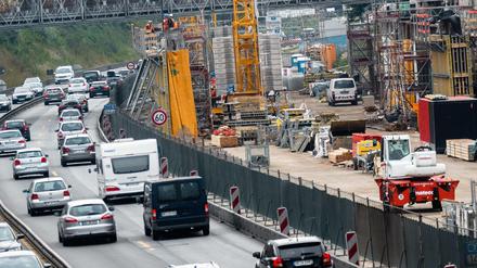 Autobahnbau ist teuer - die Maut soll zusätzliches Geld bringen.