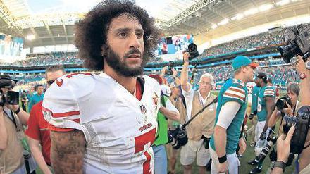 Mann sucht Klub. Colin Kaepernick hat sich in der NFL nicht nur Freunde gemacht.